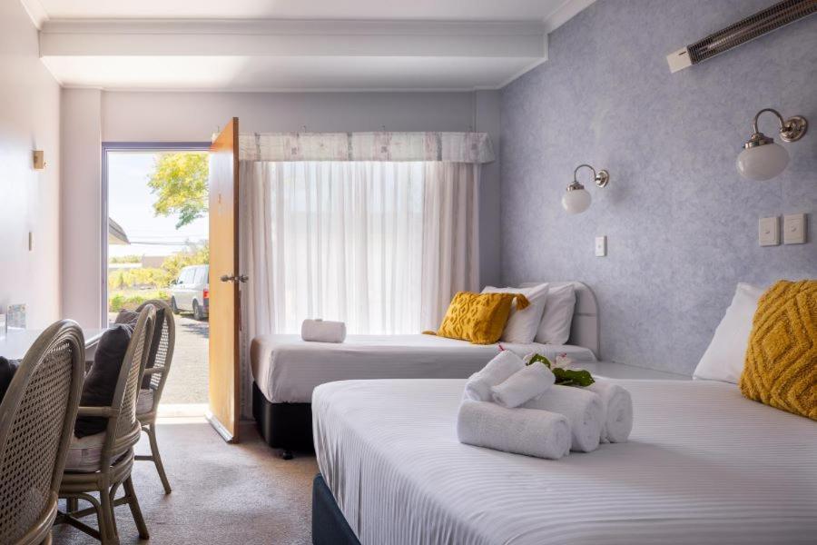 טונקרי South Pacific Palms Motor Inn מראה חיצוני תמונה