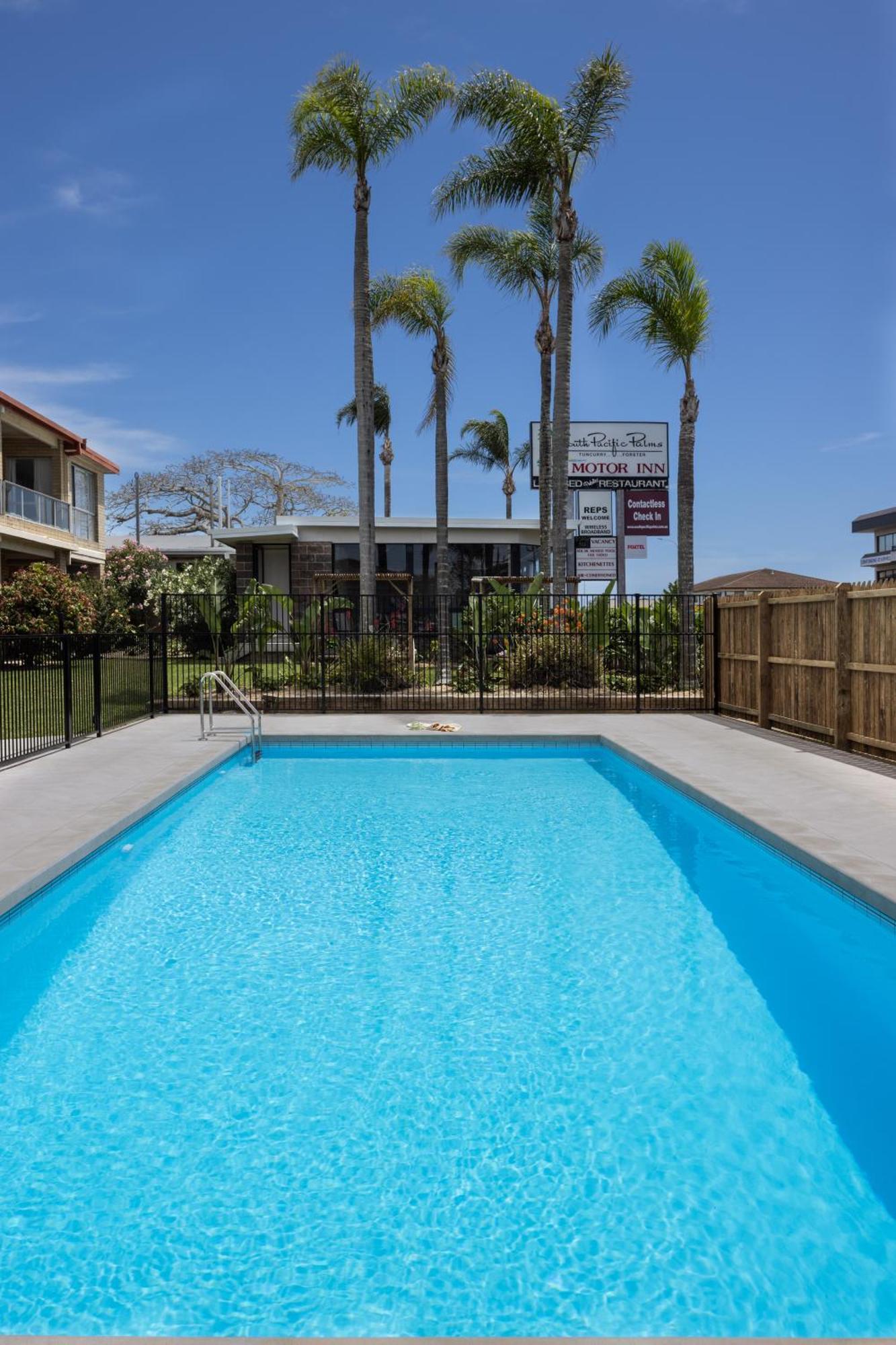 טונקרי South Pacific Palms Motor Inn מראה חיצוני תמונה