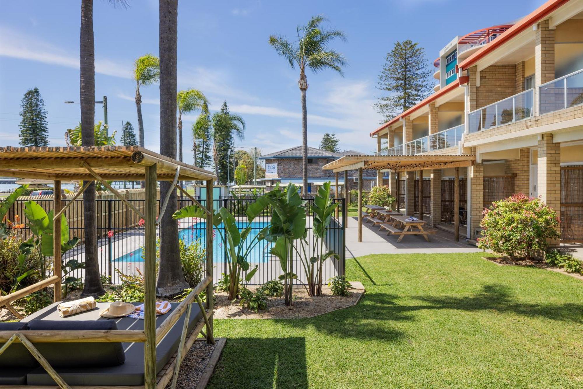 טונקרי South Pacific Palms Motor Inn מראה חיצוני תמונה